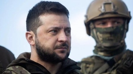 Зеленский: Россия пытается оторвать от Украины Херсонскую и Запорожскую области