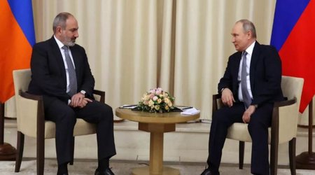 Putin Paşinyanla "3+3" regional əməkdaşlıq platformasından danışdı