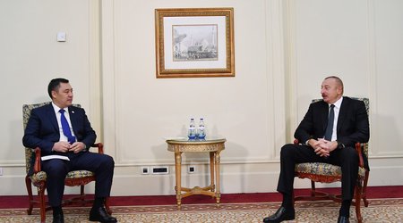 Azərbaycan və Qırğızıstan prezidentlərinin təkbətək görüşü başlayıb