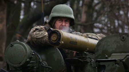 Страны НАТО помогают Украине самолетами, ракетами и бронетехникой для битвы