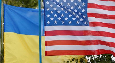 США отправили в Украину четыре самолета с вооружением