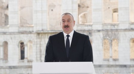 Президент Ильхам Алиев выступил с речью на V Съезде азербайджанцев мира в Шуше