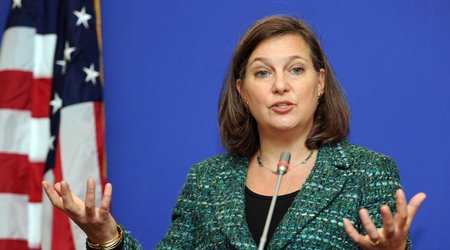 Нуланд: США отреагируют на возможный ядерный удар РФ по Украине