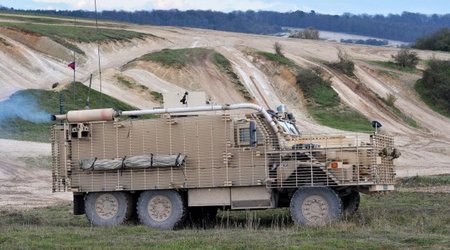 UK donates armoured vehicles to help Ukraine evacuation effort