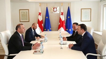 Georgian PM mulls regional dialogue with secretary of Armenia’s Security Council