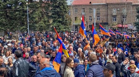 Dozens nabbed in Yerevan as opposition protests continue