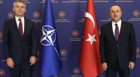 Çavuşoğlu NATO-nun baş katibi ilə danışdı