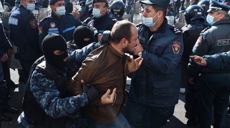277 nabbed during protests in Armenia