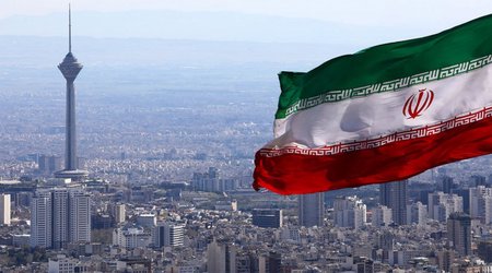 Iran may barter car parts, gas turbines for Russia’s steel – minister