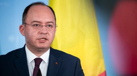 Romanian FM: "We must try to make NATO stronger"