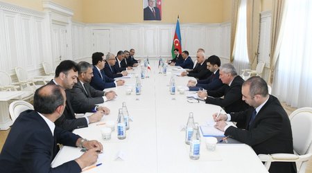 Şahin Mustafayev İranın neft naziri ilə görüşüb