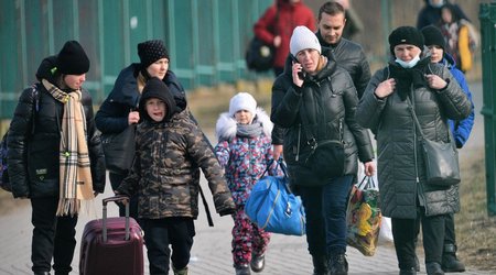 Poland begins to withdraw special benefits for Ukrainian refugees