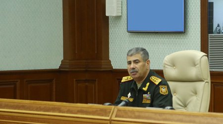 Министр обороны Азербайджана понаблюдает за учениями "Эфес-2022" в Турции