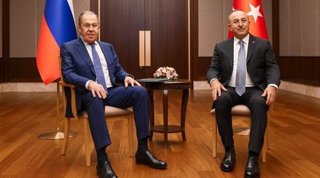 Meeting between Cavusoglu and Lavrov kicks off