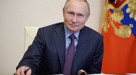 Путин сравнил себя с Петром I: На нашу долю выпало возвращать и укреплять
