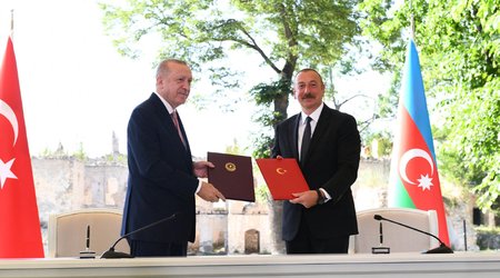 "Şuşa bəyannaməsi"nin qəbulundan  bir il ötür - Nə dəyişib? 