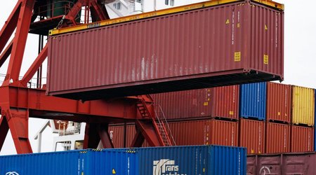 Lithuania expands restrictions on transit to Kaliningrad through its territory