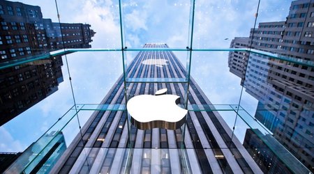 Apple to slow hiring to cope with potential economic downturn