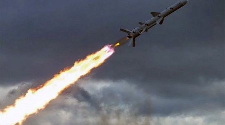 Russia strikes Kyiv suburbs, several regions of Ukraine