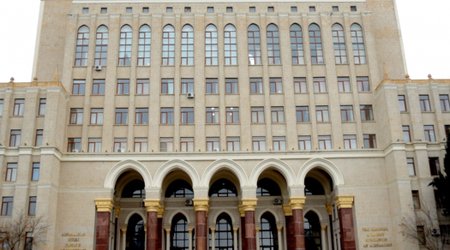 В Академии наук проходит экстренное заседание