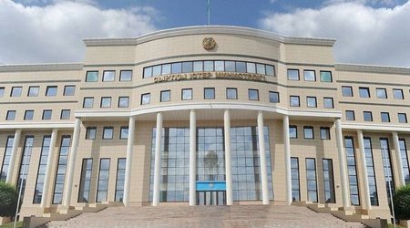 МИД Казахстана осудил нападение на посольство Азербайджана в Лондоне