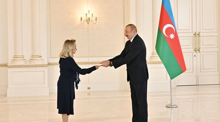 Ильхам Алиев принял нового посла Панамы в Азербайджане - ФОТО