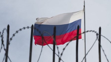 Ukraine urges US to sanction all Russian banks