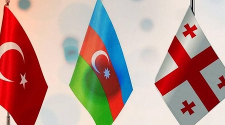 Azərbaycan, Türkiyə və Gürcüstan BTQ ilə bağlı saziş imzalayıb