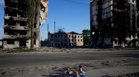 Total of 17 dead and dozens injured in attack on Ukrainian city of Kharkiv