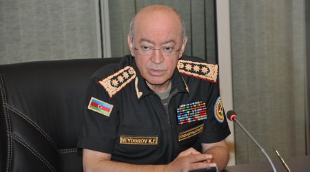 Кямаледдин Гейдаров побывал на месте пожара в Шабране и провел спецсовещание