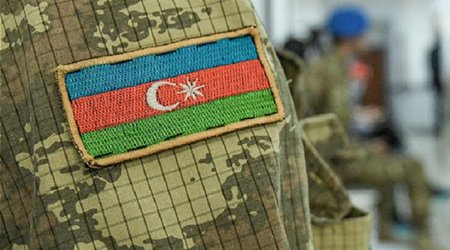 Азербайджанские военнослужащие подорвались на мине
