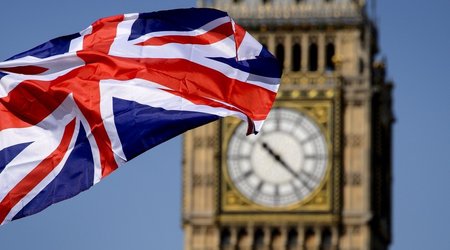 Media: UK buys Russian oil through third countries