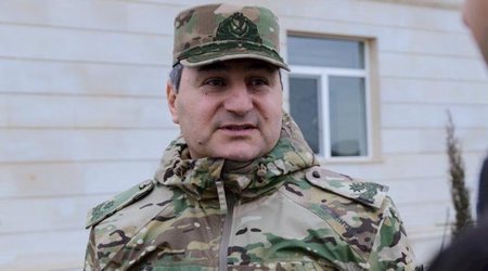 Laçınla bağlı məruzəni edən general kimdir?