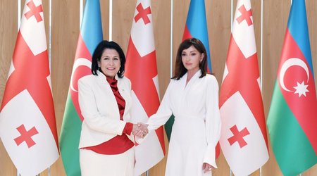 Президент Грузии поздравила Мехрибан Алиеву