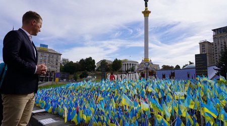 Denmark's foreign minister arrives in Ukraine