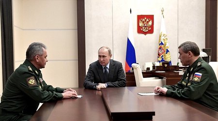Putin meeting Shoigu, Gerasimov behind closed doors