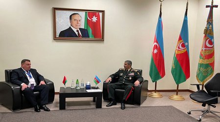 Azərbaycan-Belarus hərbi əməkdaşlığı müzakirə olundu