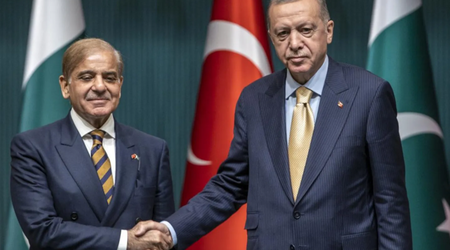 Ərdoğan Türkiyənin Pakistana yardım üçün səfərbər olduğunu bildirib