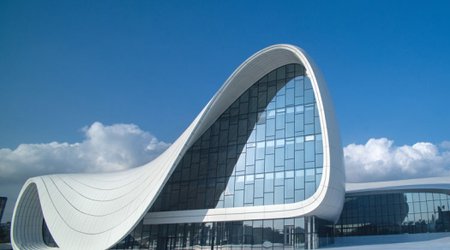 Отложены массовые мероприятия в Центре Гейдара Алиева