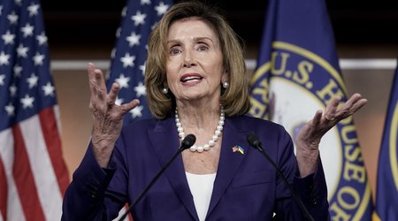 Nensi Pelosi İrəvana gedir