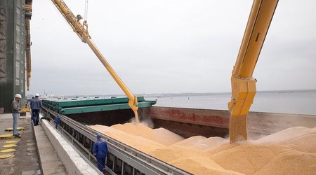 5 ships leave Ukrainian ports along “grain corridor”