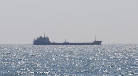 Six dry cargo ships with agricultural products leave ports of Ukraine