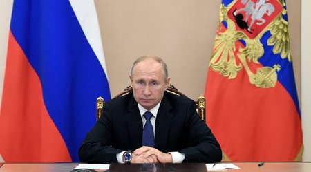 Putin calls on Baku and Yerevan to observe ceasefire