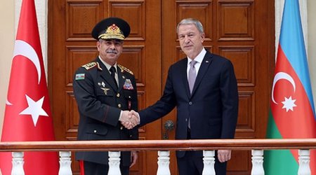 Закир Гасанов и Хулуси Акар провели переговоры