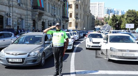 В Азербайджане минутой молчания почтили память шехидов Отечественной войны
