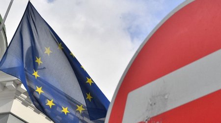 European Union plans to ban export of aircraft parts to Russia