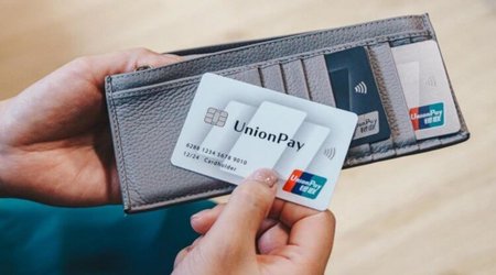 Czech banks stop servicing UnionPay plastic cards from Russia