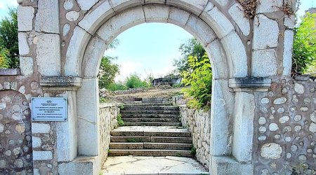 Üzeyir Hacıbəylinin Şuşadakı ev-muzeyi bərpa edilir
