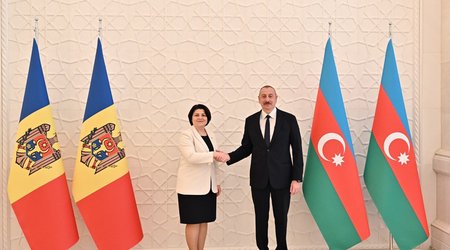 Azərbaycan Prezidentinin Moldovanın Baş naziri ilə təkbətək görüşü olub