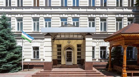 Embassy of Uzbekistan in Kyiv calls on its citizens to quit Ukraine